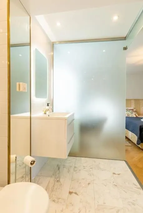 Apartman Dachgeschoss Traum In Gruenruhelage - 20 Minuten Ins Zentrum Bécs Ausztria